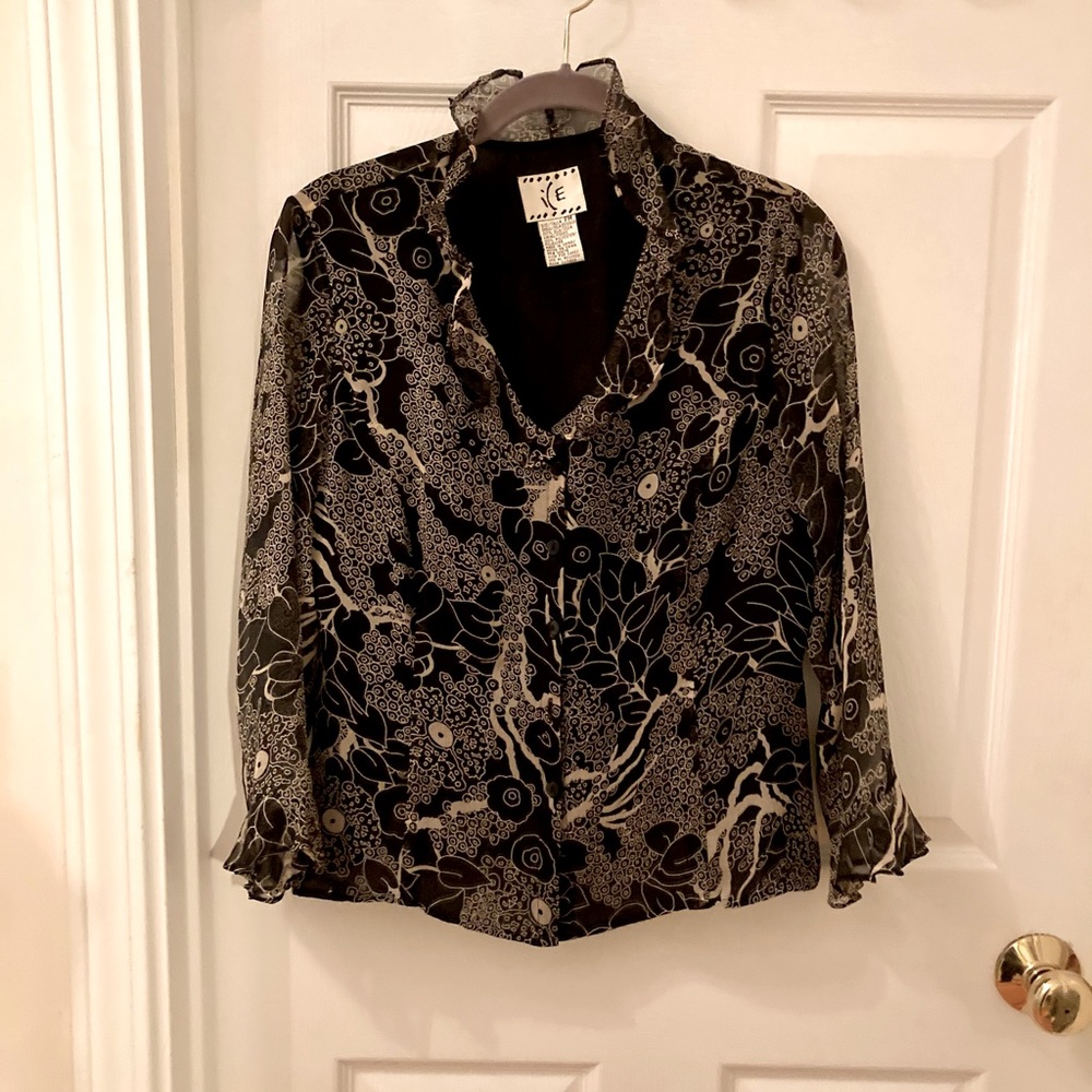 Pretty ruffled floral Black and Tan print button blouse black lined silk top